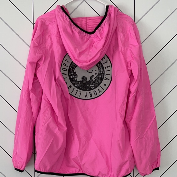 Brand new windbreaker - Picture 9 of 10